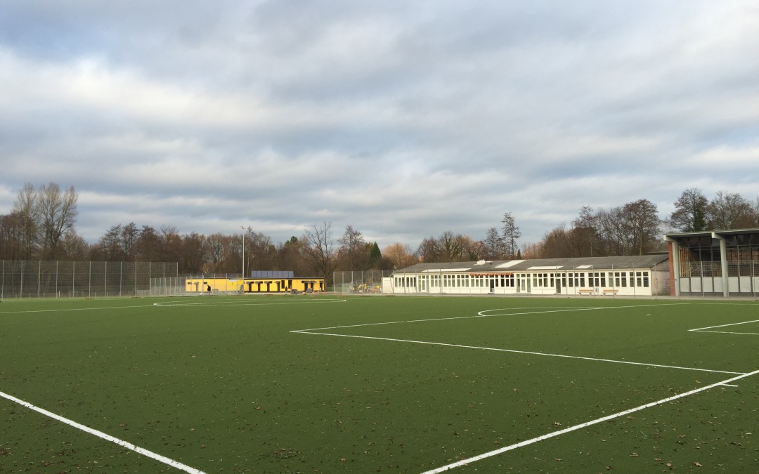 Neuer Kunstrasenplatz im Sportpark Meiendorf fast fertig