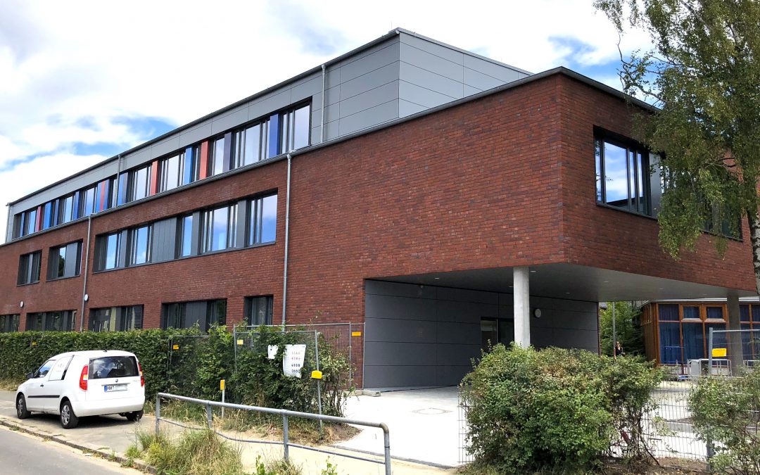 Neubau der Stadtteil- und Kulturschule Altrahlstedt am Hüllenkamp 19
