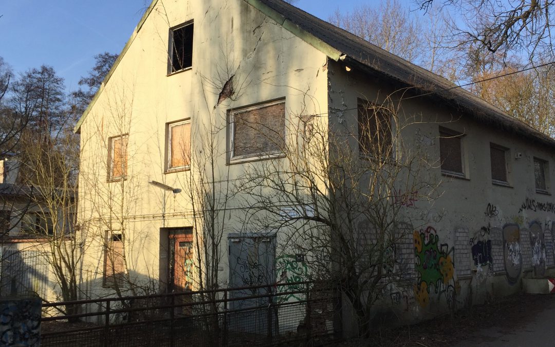 Alte Lackfabrik an der Wandse: Bezirksversammlung macht Druck auf Eigentümer