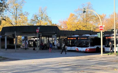 Busanlage am Bahnhof Rahlstedt wird größer und barrierefrei