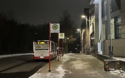 Mehr Licht für Bushaltestelle der Linie 16 am Bahnhof Rahlstedt
